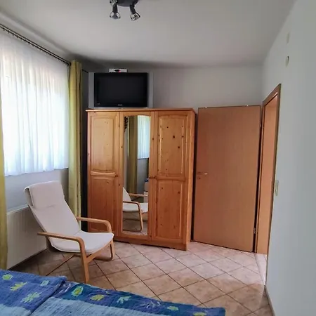Hausambalaton